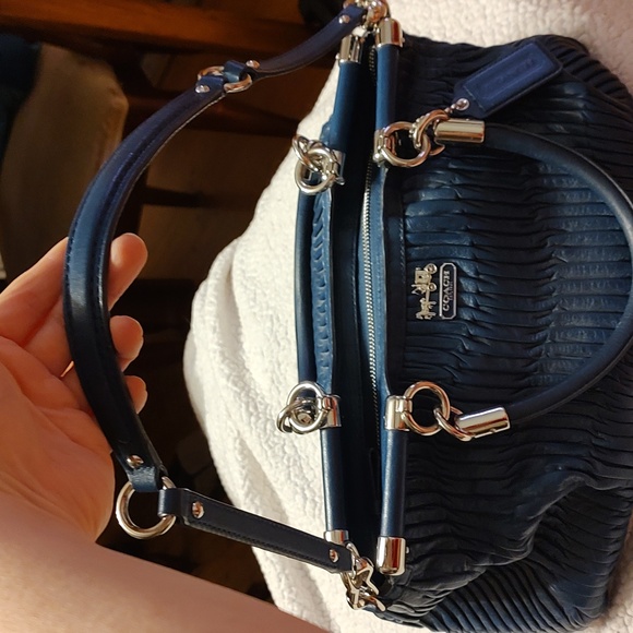 Coach Madison Rhodium (dark blue) gathered leather satchel 2012. EUC. Preloved - Picture 12 of 13